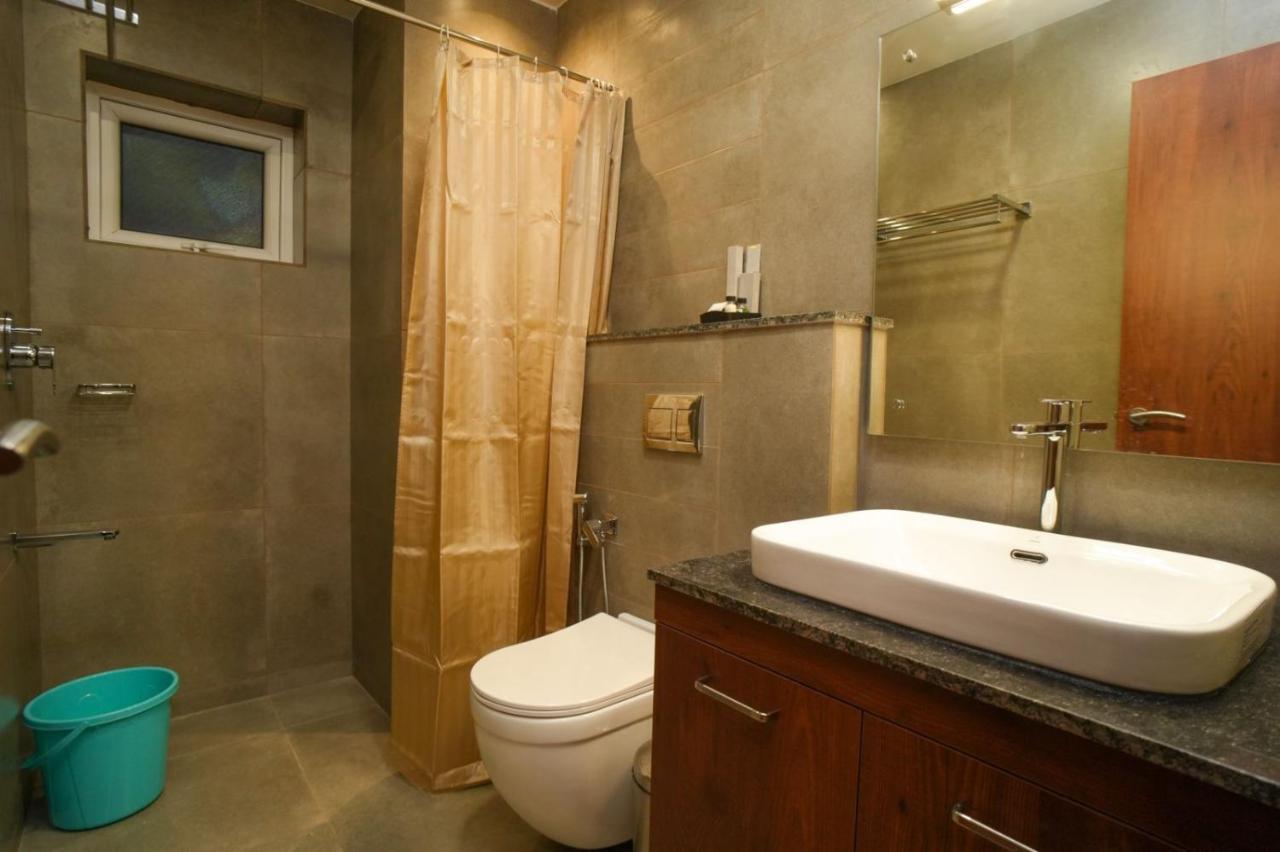 Royalton Residency Hotell Mundakāyam Exteriör bild